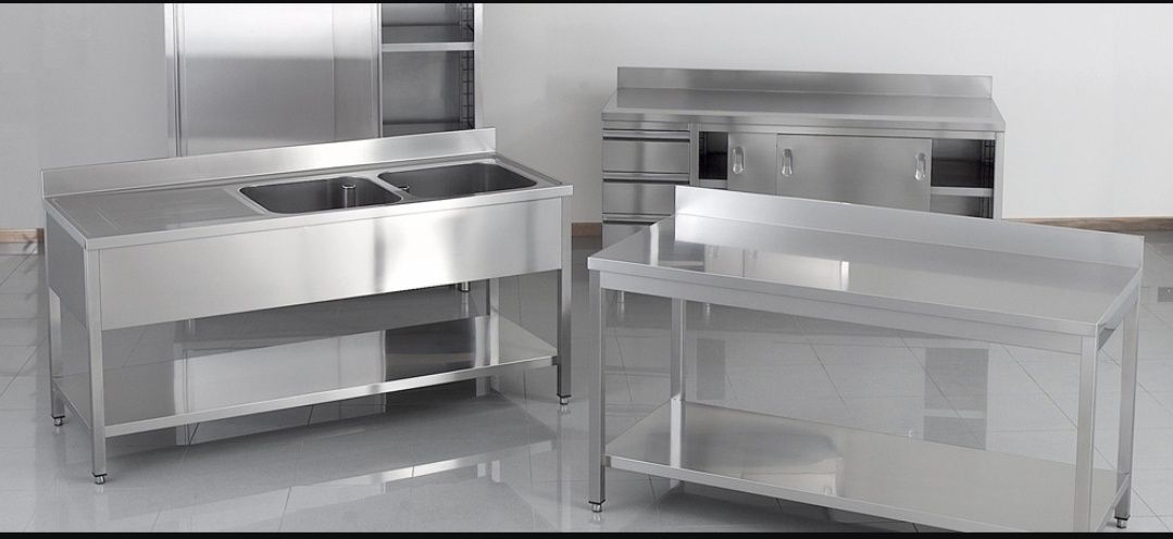 Spalatoare si mese de inox