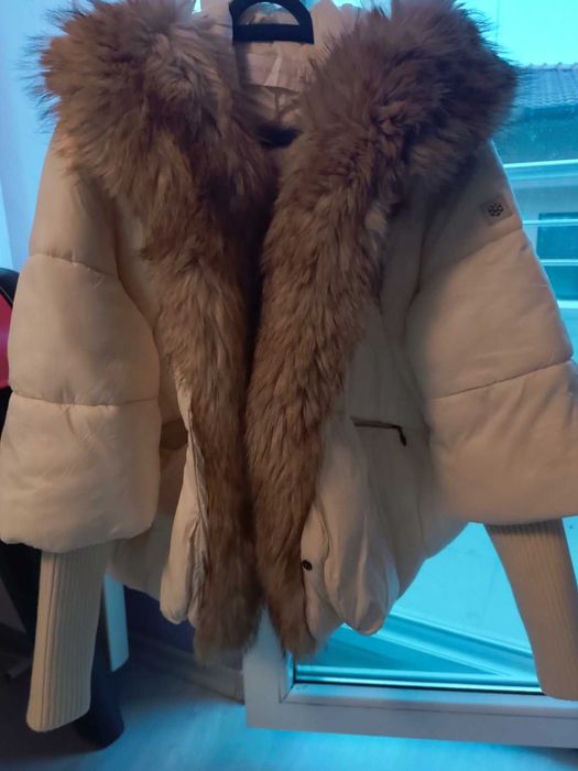 Зимно яке с пух яка