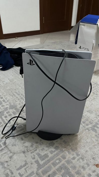 Сатылады PS5 825 ГБ – қолданыста, бірақ мінсіз жұмыс істейді