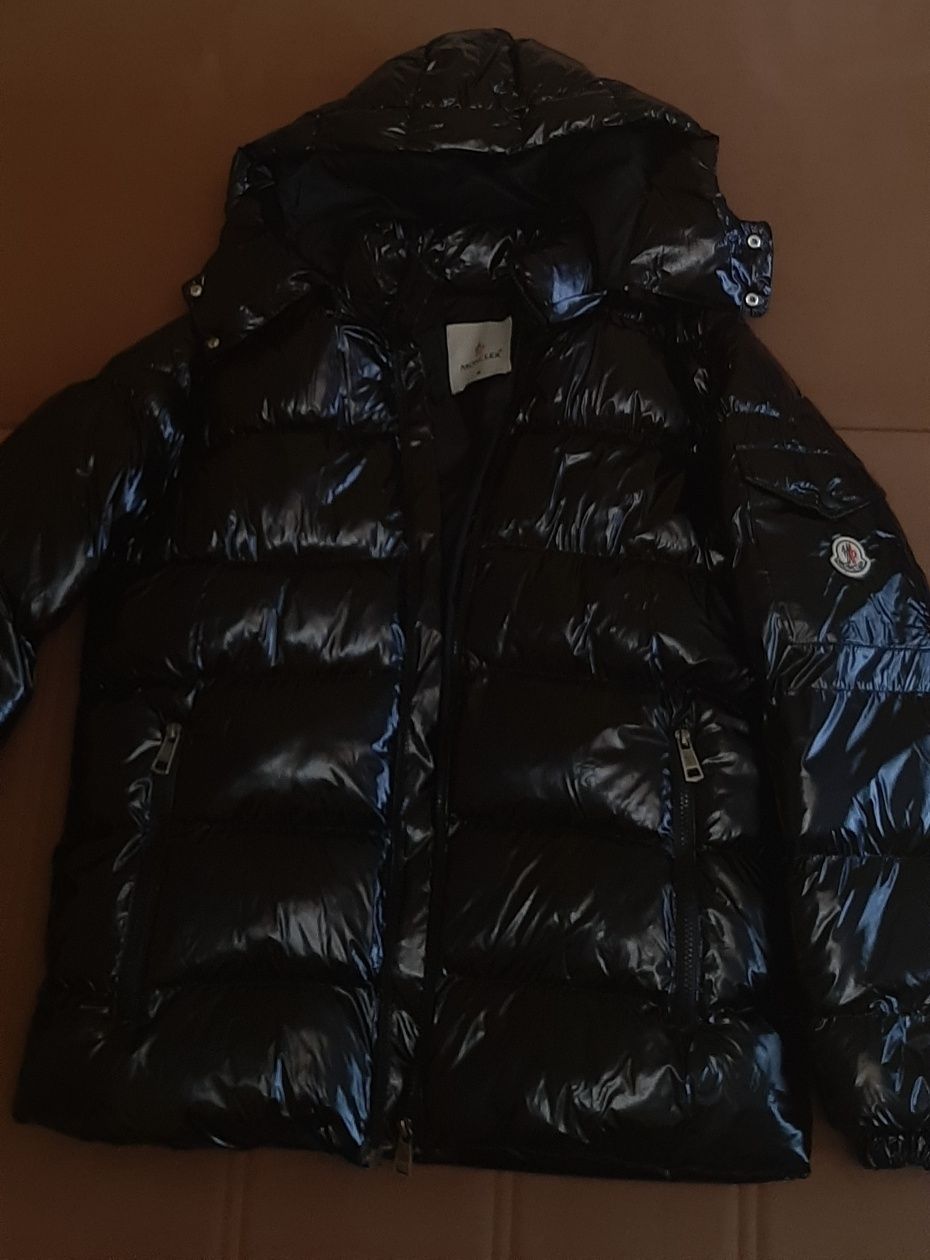 Geaca moncler maya M