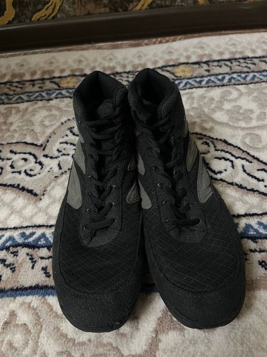 Sport борцовка sotiladi