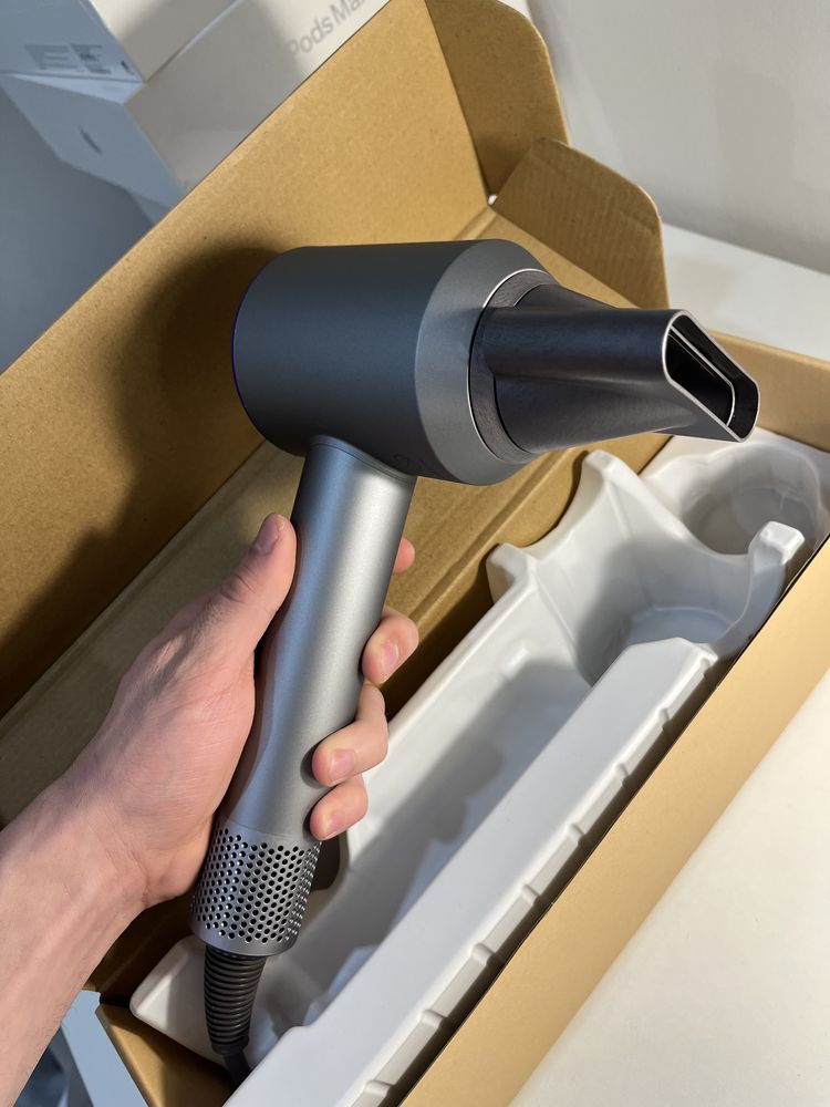 Фен Dyson Supersonic