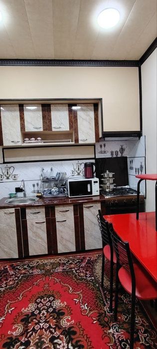 Yunusobod tumanida kvartira bor Tatu metro Alfraganus arxtektura yaqin