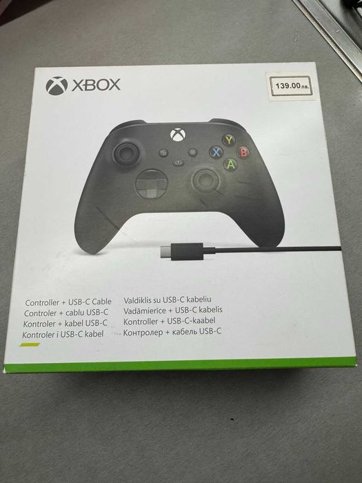 XBOX Controler with USB Type C Cable