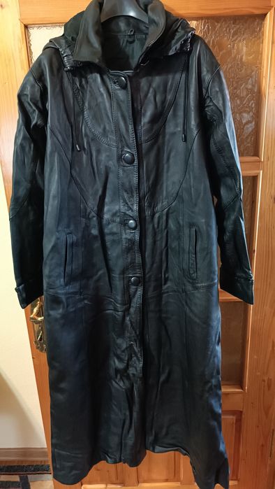 Haina lunga de piele