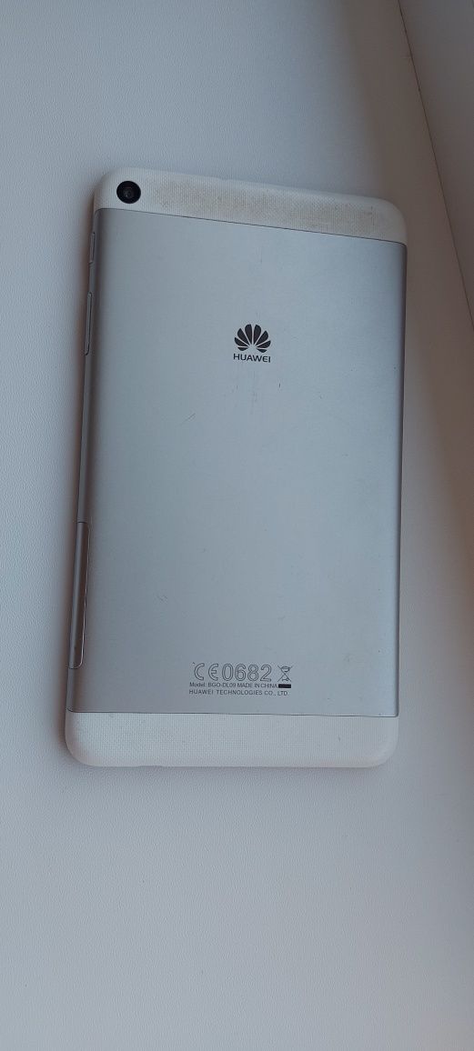 Таблет Huawei BGO-DL09