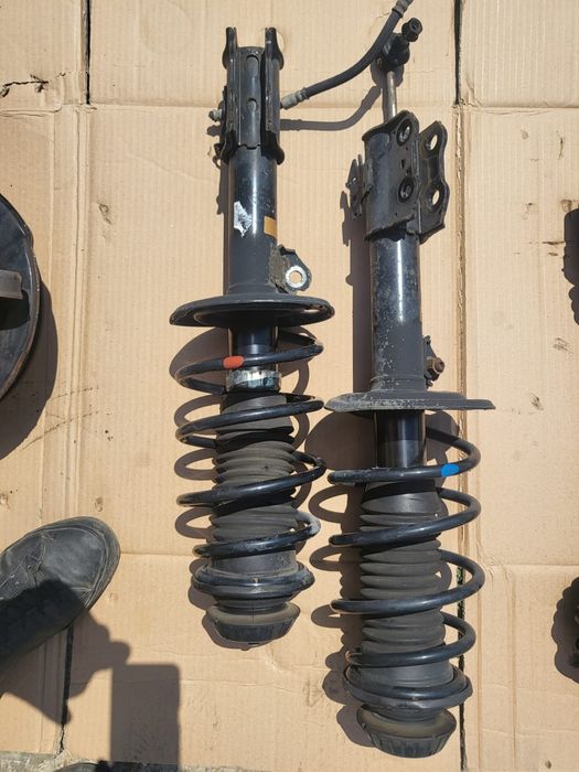 Amortizor / amortizoare Toyota Yaris 1.3 bezina 2005 - 2014