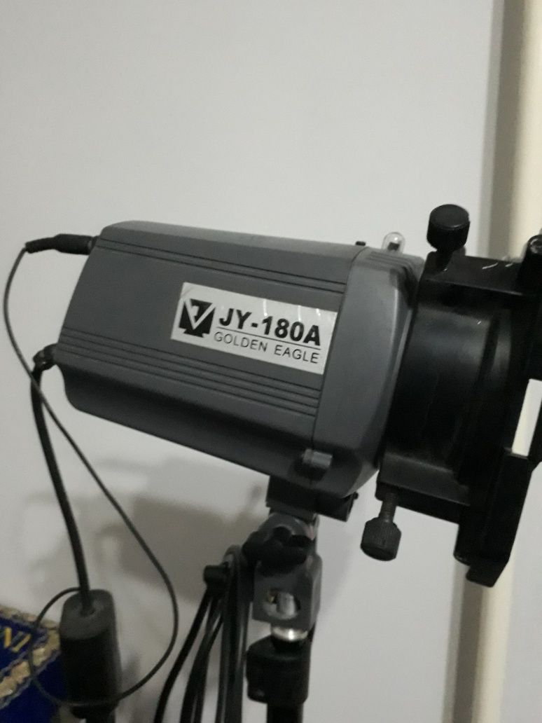 Kamplekt spichka projektor professional JY-180A fotovipishki