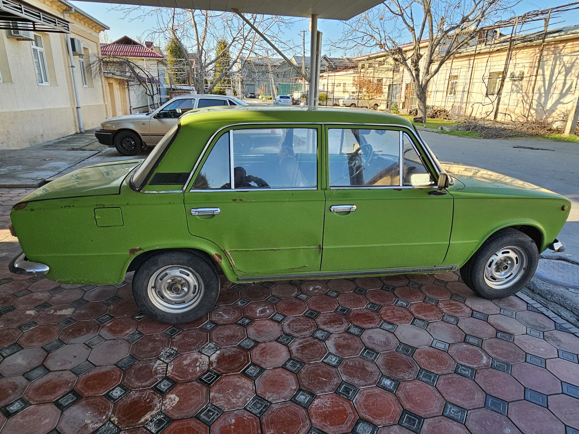 Jiguli vaz 21011