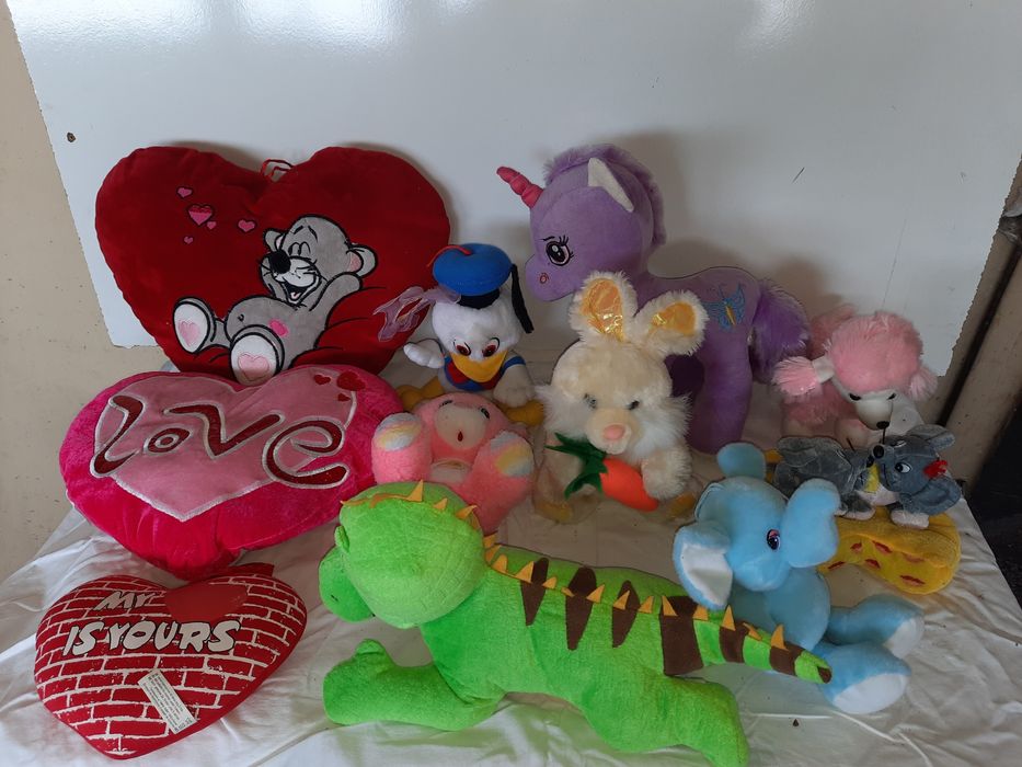 Плюшени играчки.