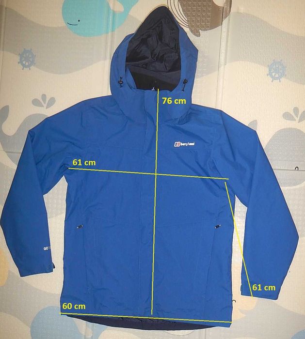 Geaca Berghaus Gore Tex. Marimea L-Men. Nou.