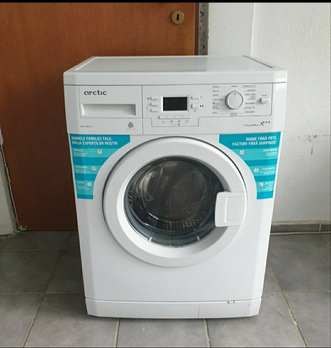 LICHIDARE DE STOC.  Masina de spălat rufe Beko  wps 12404