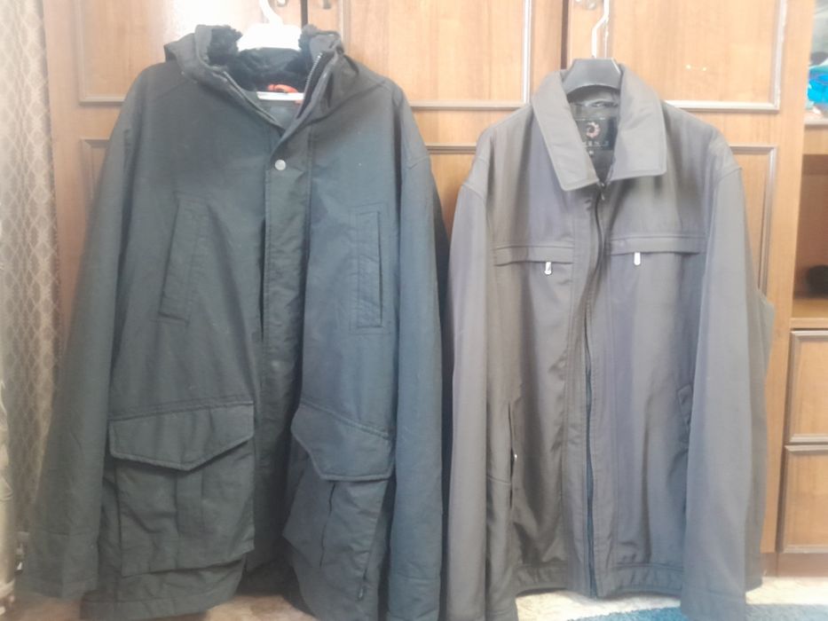 Продам куртки по 5000