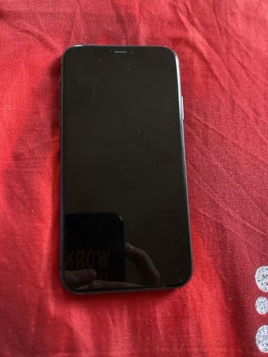 Vand iphone 11 sau schimb