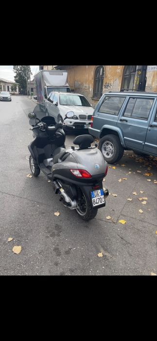 Piagio mp3 400cc nu se conduce categoria B