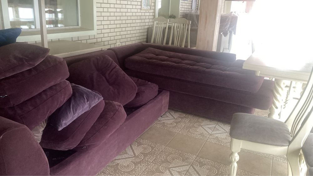Продам диван угловой