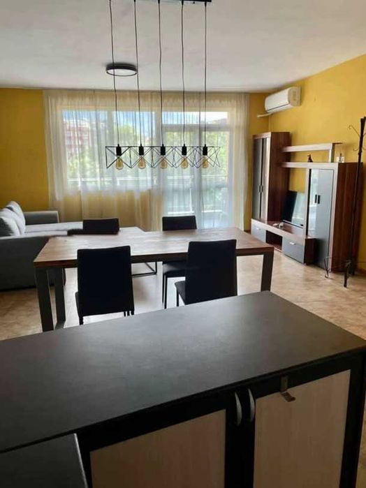 Дава се под наем Тристаен апартамент в София, Борово - 110 кв.м за 699 € - Снимка #1