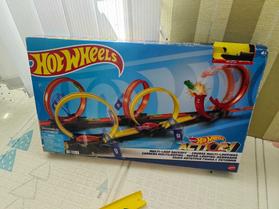 Писта hot wheels