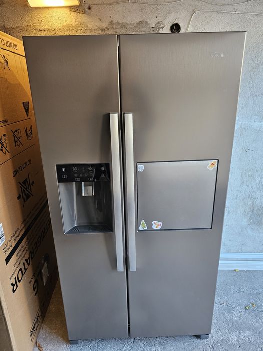 Side by side/двукрилен хладилник