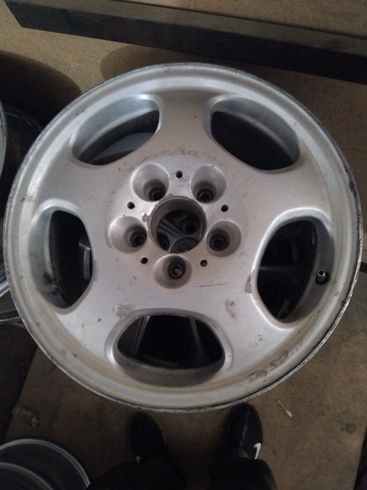 Диски на Mercedes-Benz R16