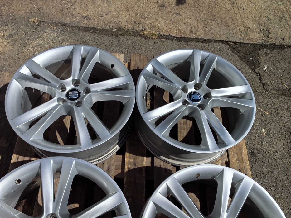 17 цола 5 х 100 мм Сеат / Шкода / Фолксваген - 7 Инча / ЕТ 43