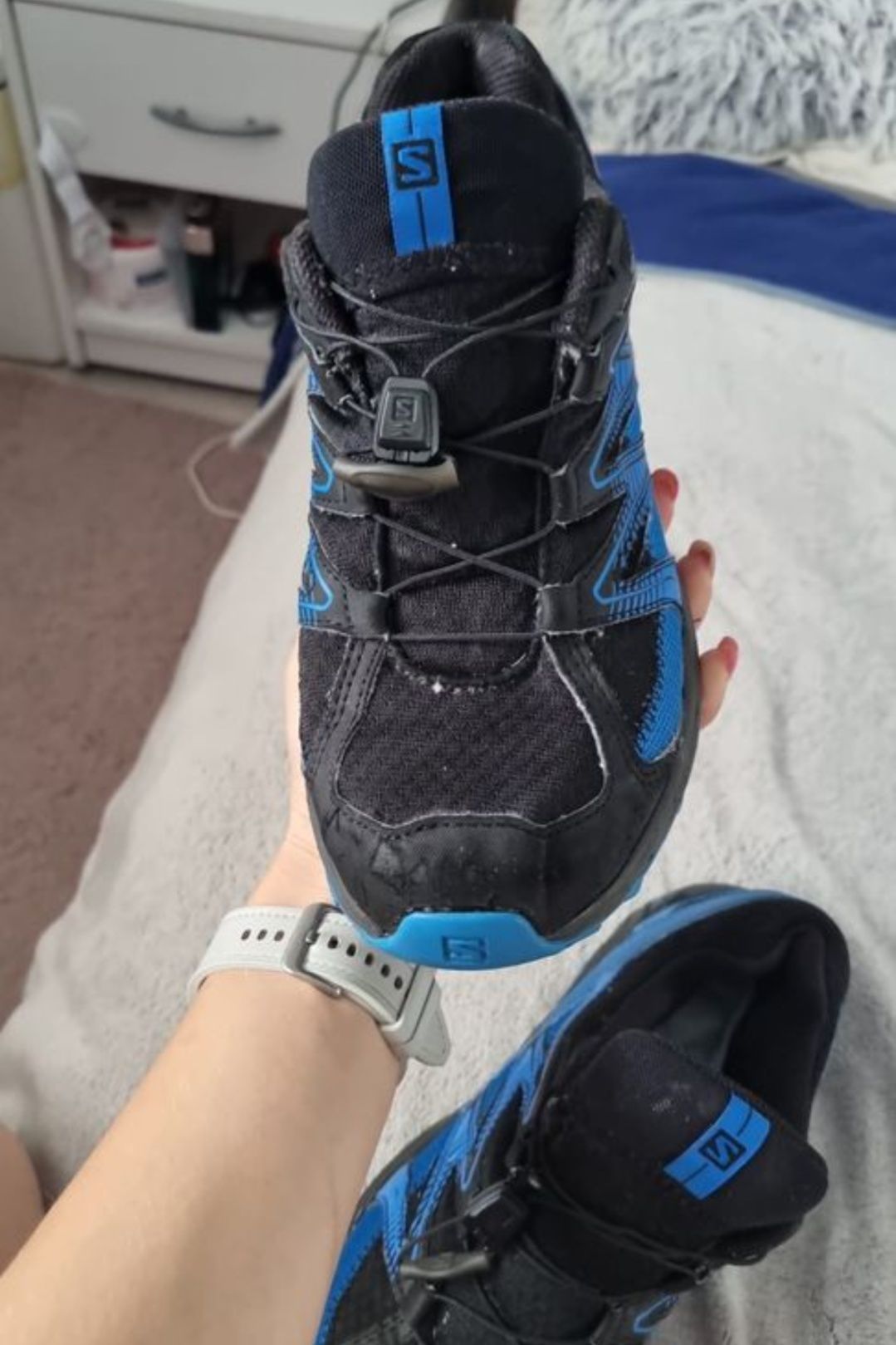 Adidași Salomon 40-41