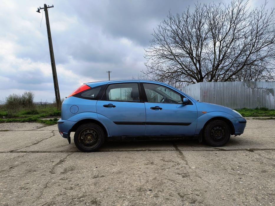 Ford focus 1.4 benzina, 700 euro