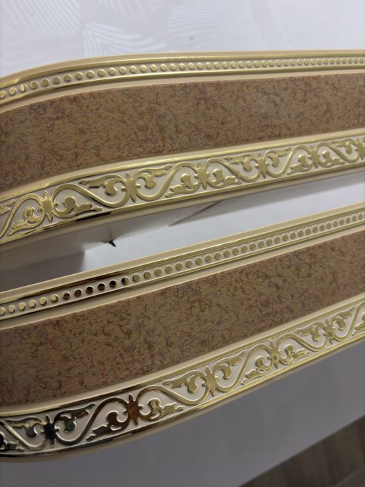 Карнизы 2 шт. Золотистые