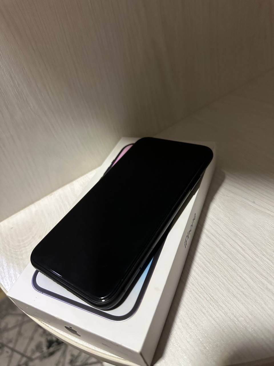 Iphone 11 sotiladi!