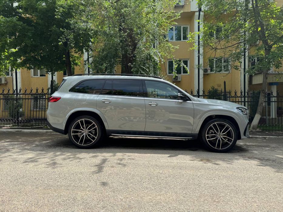 Продается Mercedes-Benz gls 450 alpine grey