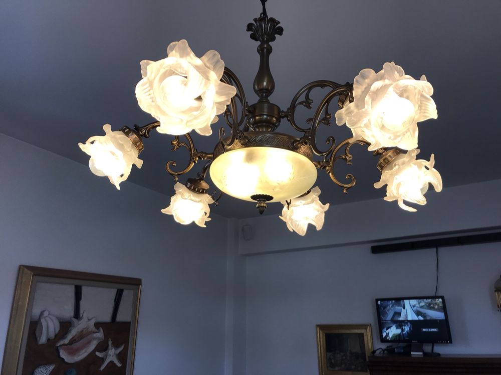 Lustra candelabru Art Nouveau 9 brate si suport, abajururi sticla mata