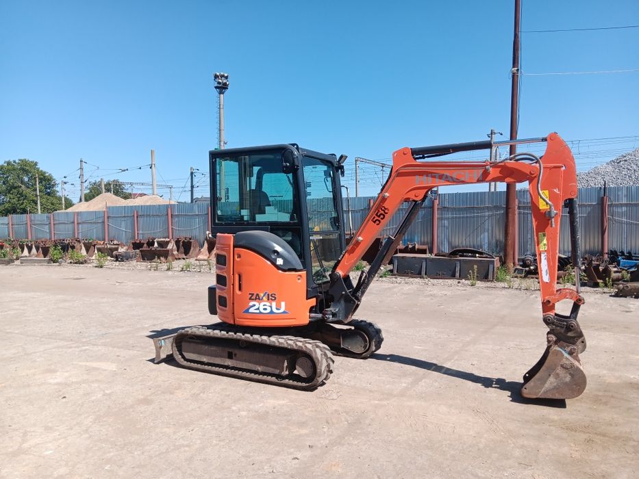 Vând miniexcavator hitachi zaxis 26U