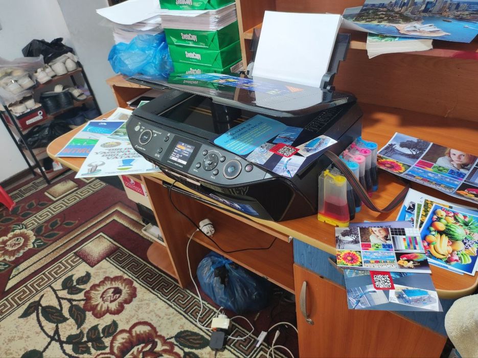 Epson 615 kopiya skanerli 6 ta rangli tezkor printer. dyuzi 100% tiniq