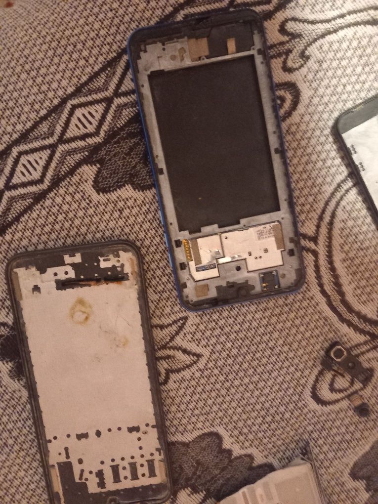 Telefoane tablete 3 camere de telefon de piese și pot fi folosite