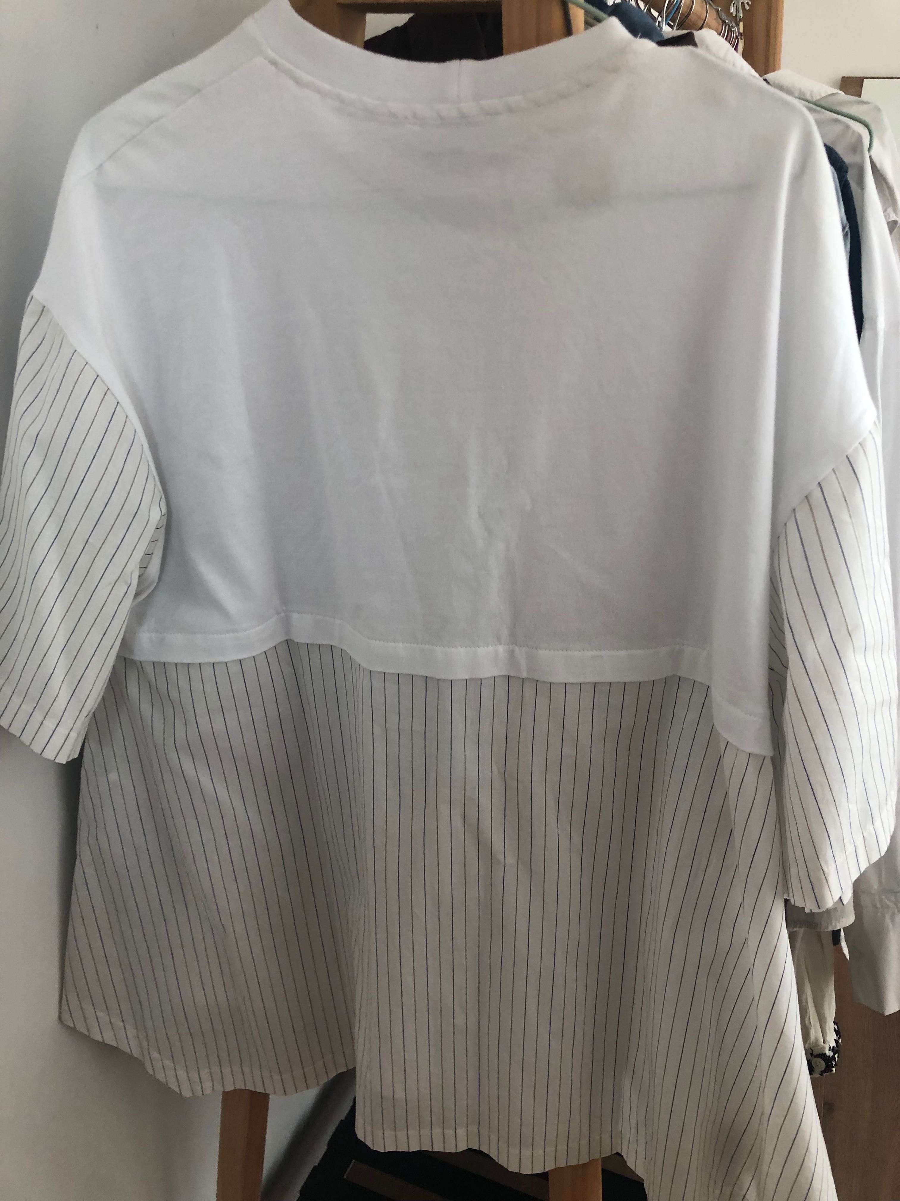 Асиметрична блуза с къс ръкав Zara