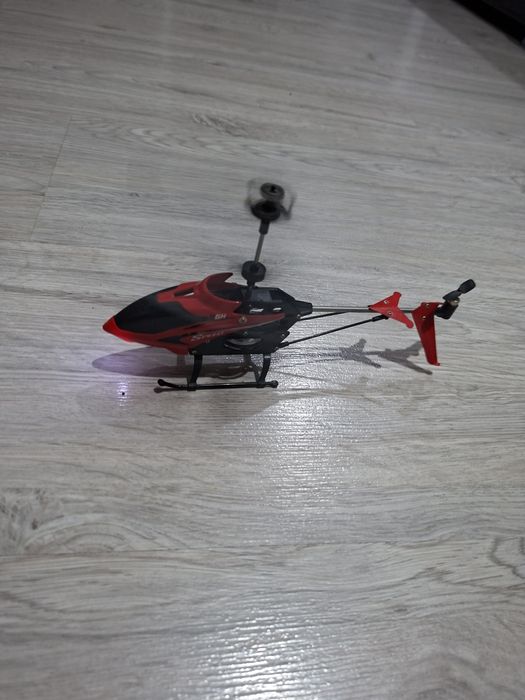 2 masinute +elicopter cu telecomanda