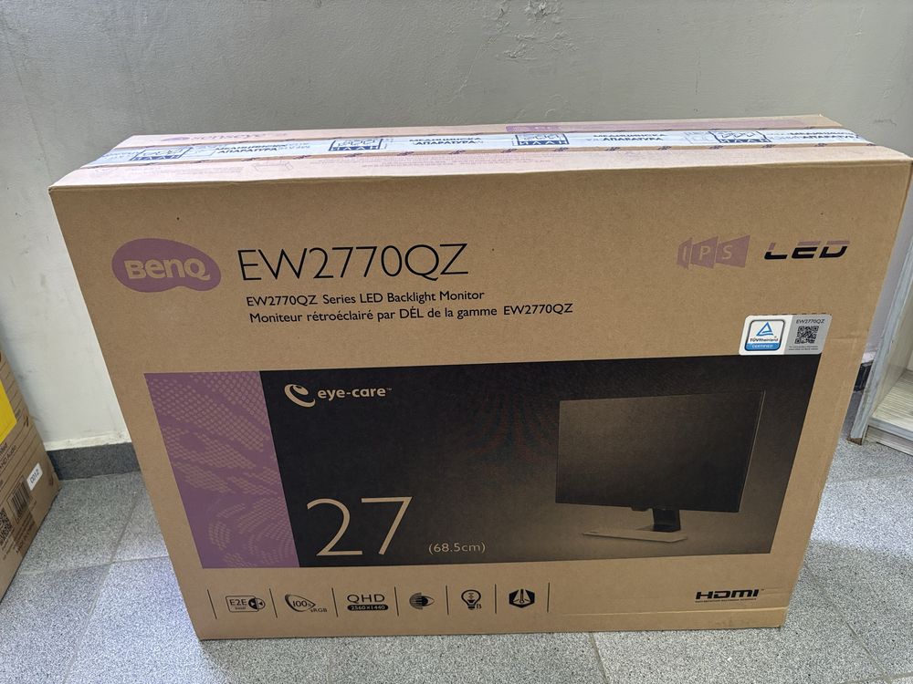 Професионален монитор BenQ EW2770QZ