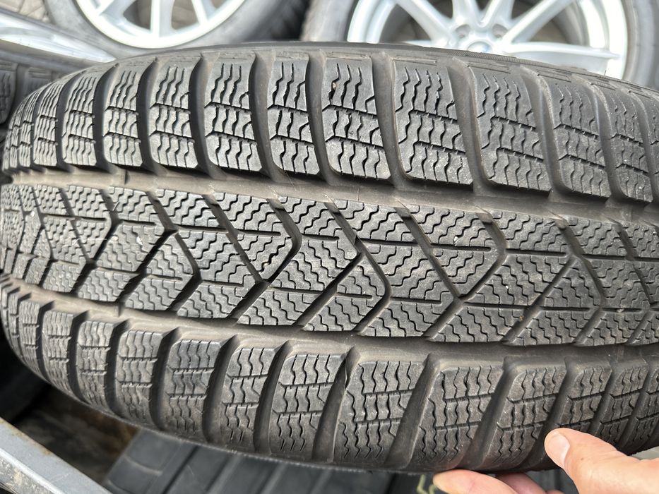 Jante Originale BMW R17 Seria5 G30 Seria3 G20 Seria4 cu iarnă
