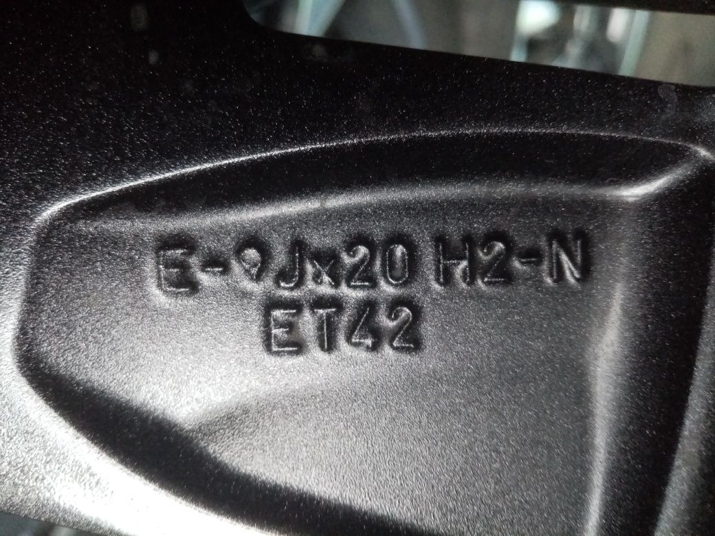 Jante originale Audi Q4 (F4) E-Tron 20"cu anvelope de vara
