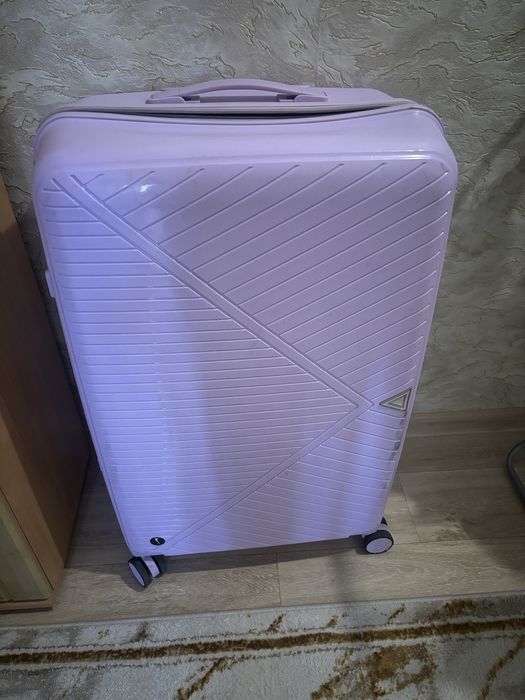Чемодан не дорого