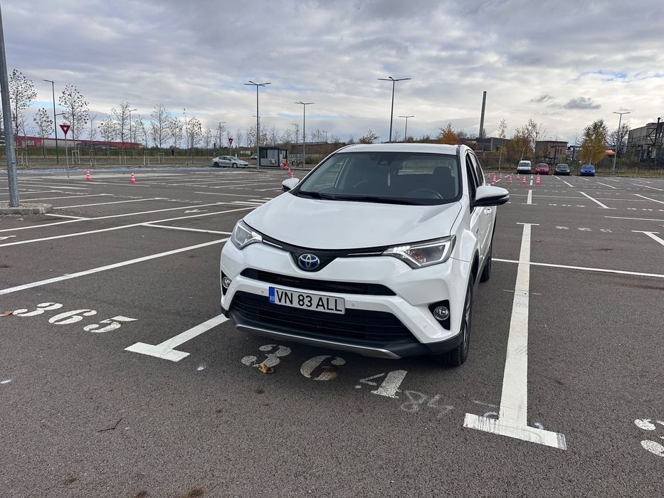Toyota RAV4 Vând Toyota Rav 4 hybrid an 2018