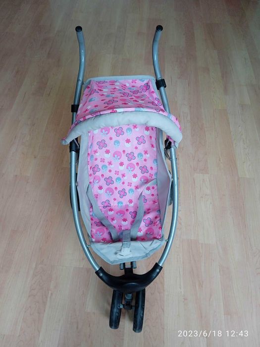 Детска количка за кукли