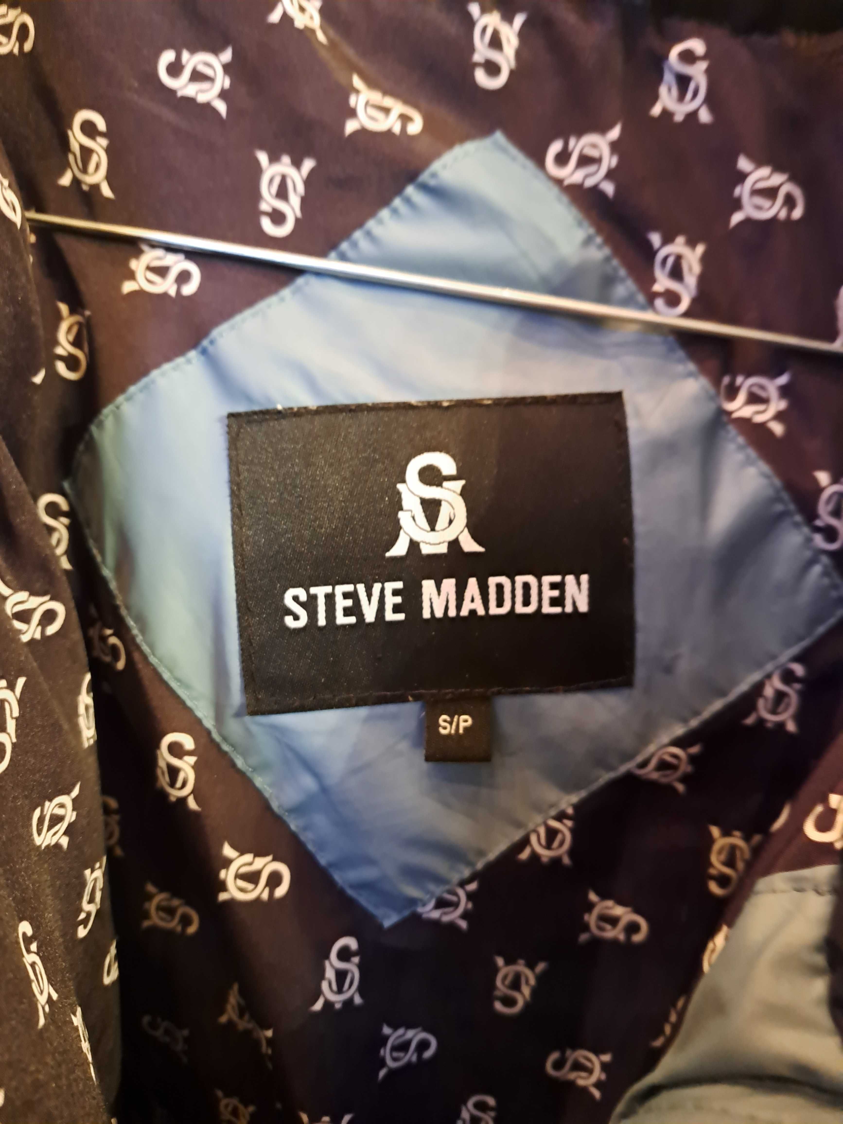 Ново дамско яке Steve Madden