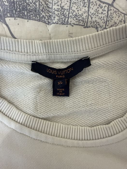 Блуза на Louis Vuitton