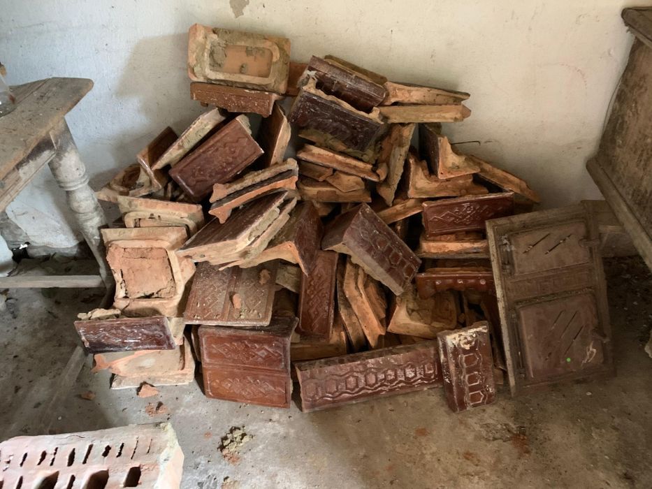 Soba pe bucati de teracota