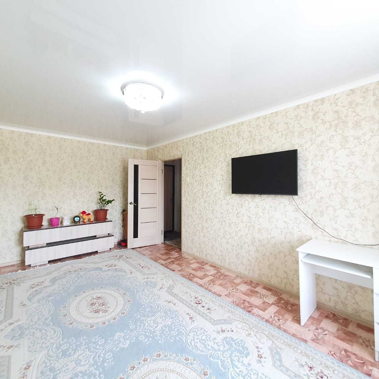 Продам отличную 2квартиру в центре 11 микрорайона!
