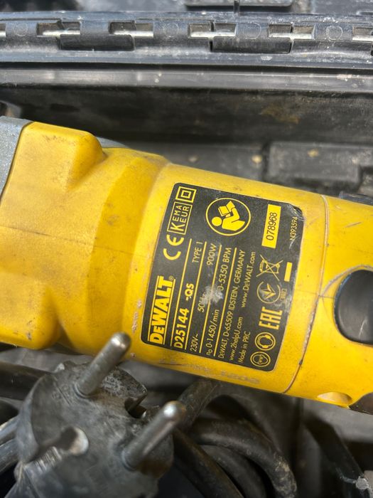 Перфоратор девалт