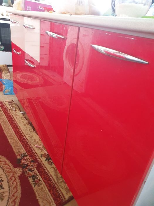 Кухиний гарнитур