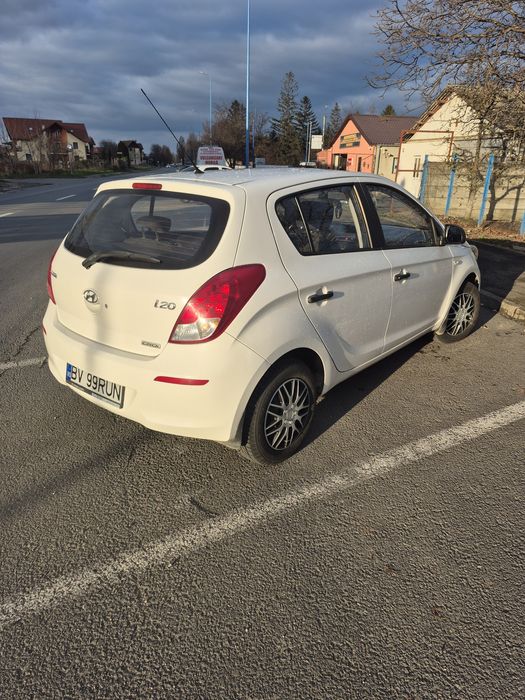 Vând Hyundai I20