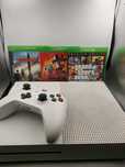Hope Amanet P5-Consola X Box One S, 500GB/ O Maneta+ 3 JOCURI !